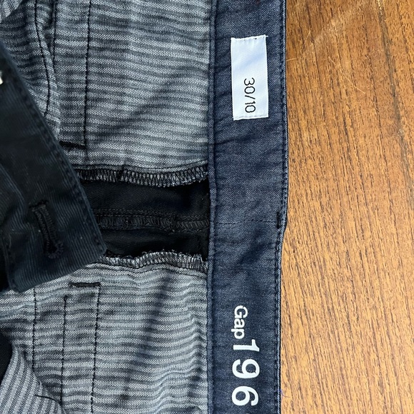 Gap black jeans skirt - Picture 3 of 3